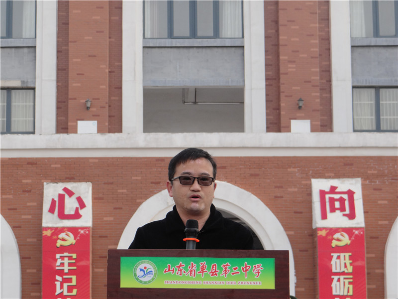 朱_副本.jpg